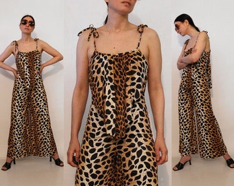 70s Frederick's of Hollywood Leopard Palazzo Jumpsuit / Vintage 70s Fredericks of Hollywood Leopard Print Ruffled Wide Leg Jumpsuit