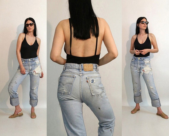 levis with holes