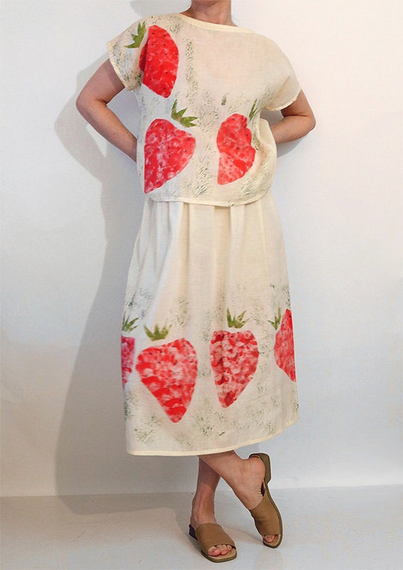 Strawberry Cotton Gauze 2pc Skirt Set / Vintage 1… - image 8