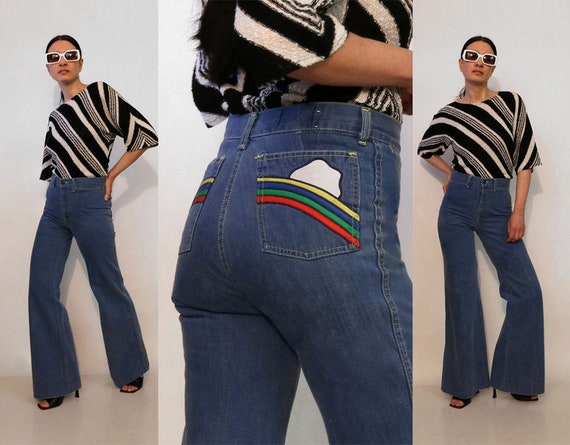 70s Rainbow Embroidered Bell Bottom Jeans 28x32.5 / Vintage 1970s Rainbow &  Cloud Pocket Dark Wash Flared Jeans/ 28 29 Waist Rainbow Jeans 