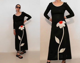 70s Giant Daisy Applique Knit Dress / Vintage 1970s Black Rayon Knit Jersey Embroidered Daisy Appliqued Maxi Dress / Floral Applique Dress