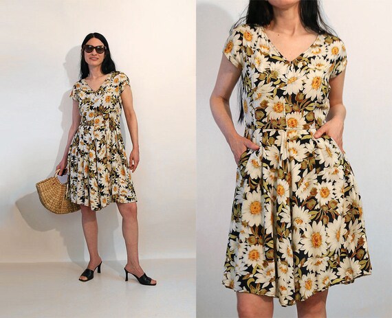 French Daisy Corset Back Dress / Vintage 1980s Fre