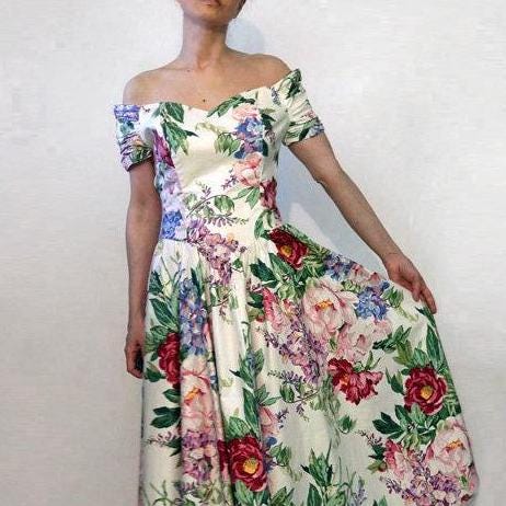 80s Floral Cotton off Shoulder Dress / Vintage 1980s off