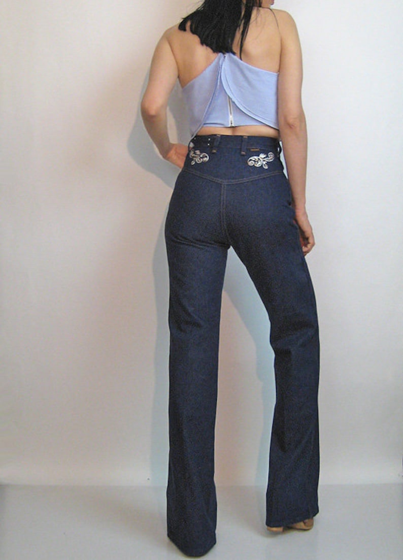 70s Embroidered Indigo Bellbottoms 25.5x34 Vintage 25.5 26 Waist Jeans Dark Dark Wash Indigo Floral Embroidered Flared Jeans