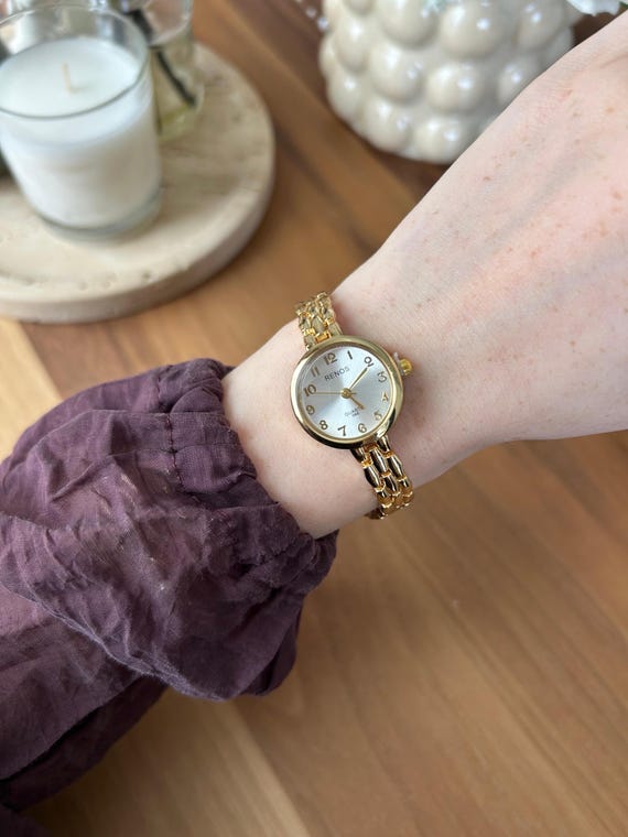 Classic Gold Women display picture 3