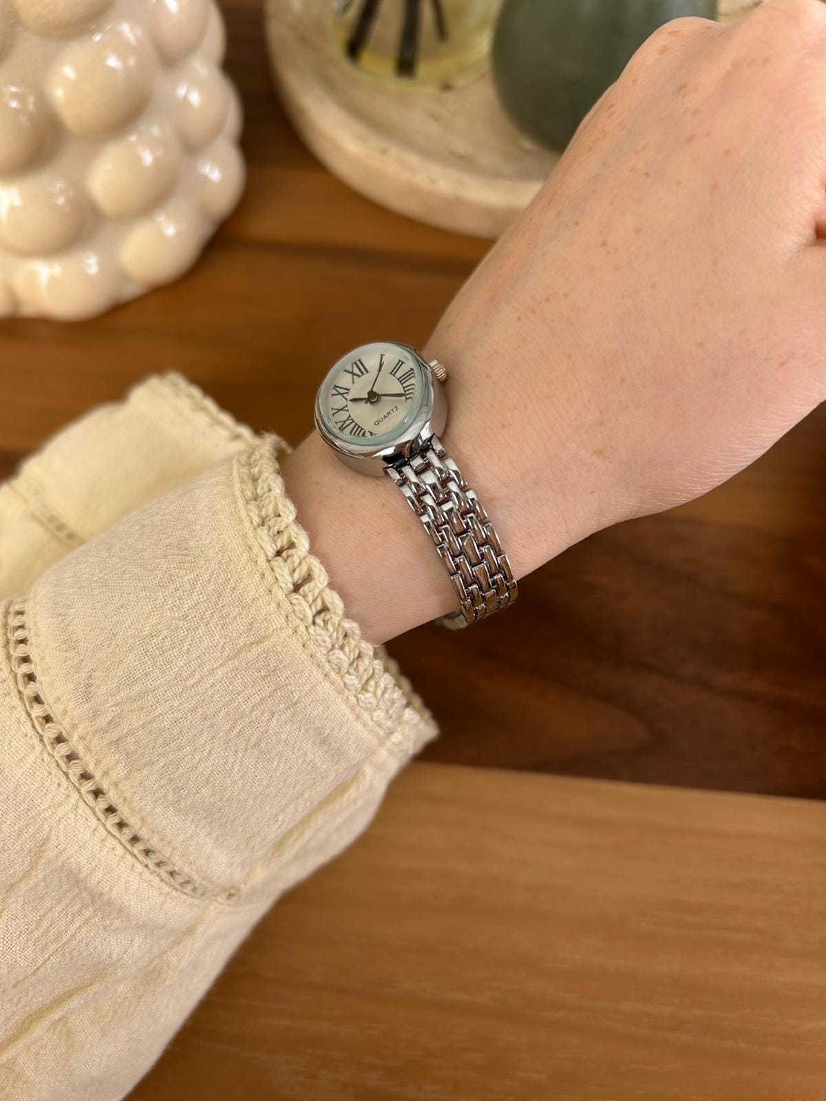 Women\'s White Silver Analog Quartz Alloy Steel Oval Roman Numeral Bracelet Watch ‌Women main image 4