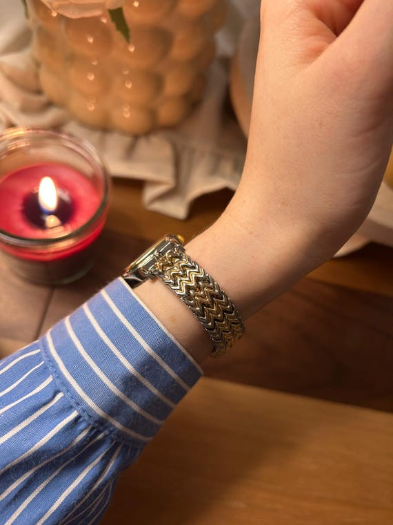 Vintage Floral Bracelet Watch – Silver-gold Retro Style - Etsy display picture 1