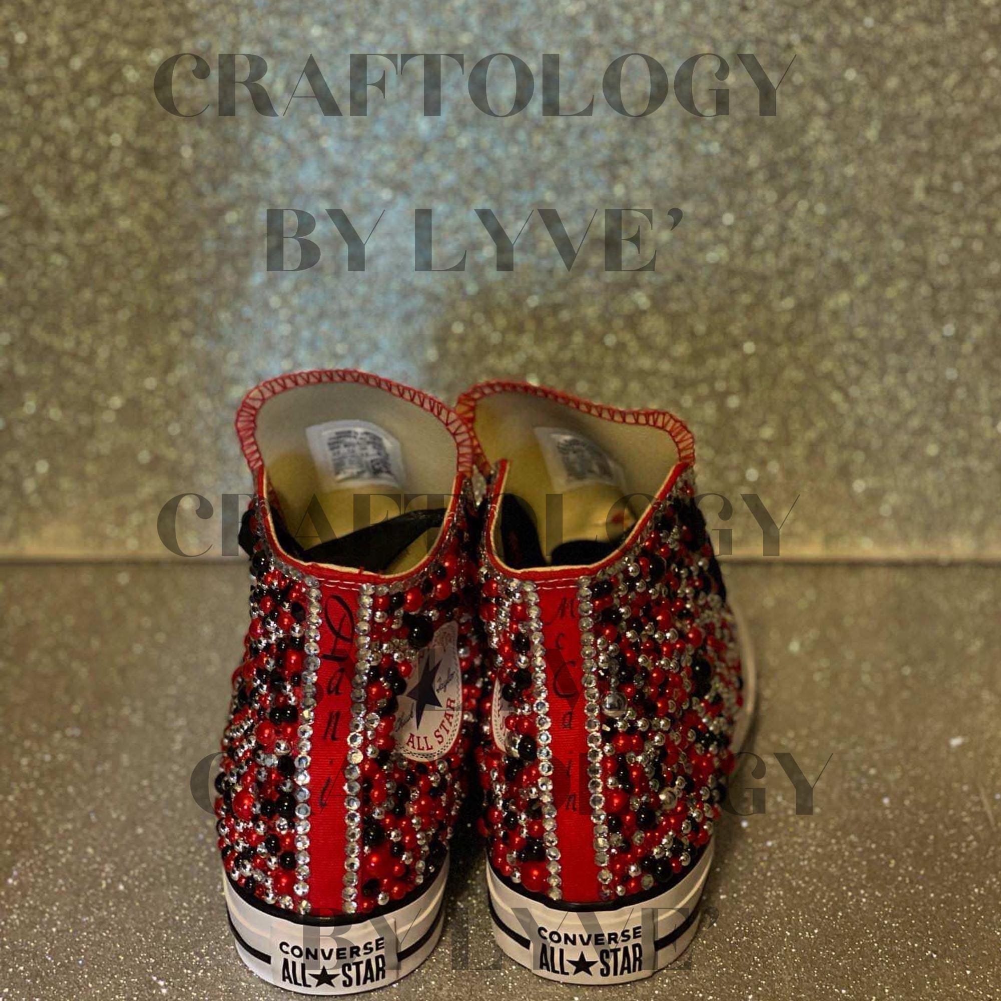 Benutzerdefinierte Luxus Bling Chuck Taylor High Tops - Full Pearl & Strass Sneakers - Personalisierter Name auf der Zunge - Satinband Schnürsenkel