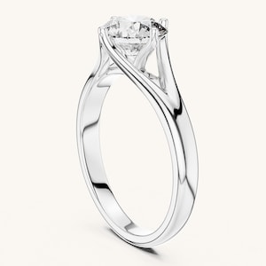 Silver Solitaire Ring, Sterling Silver Wedding Ring, Round Diamond Solitaire Ring, 925 Silver Ring, Gift For Her, Unique Silver Ring