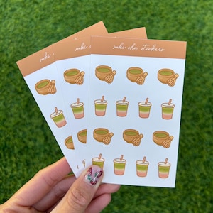 Erdbeer-Matcha-Aufkleberbogen - sich wiederholende Mini-Vinyl-Matt-Designs | 7 x 11 cm kawaii Sticker