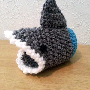 Shark Cup Cozy, Crochet Cup Cozie, Can Holder, Bottle Holder, Crochet Drink Accessory image 3