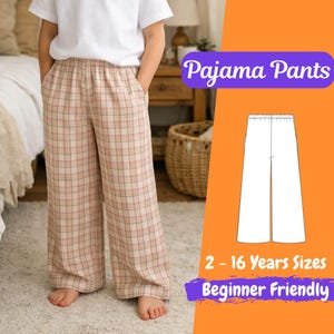 Peut inclure: Pantalon de pyjama à carreaux beiges et roses avec une taille élastique et des poches. L'image comprend le texte "Pajama Pants", "2 - 16 Years Sizes" et "Beginner Friendly".