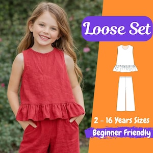 Puede incluir: Una niña con un top sin mangas rojo y pantalones cortos a juego. El top tiene un dobladillo con volantes. La imagen incluye un diagrama de un conjunto suelto, con el texto "Loose Set", "2 - 16 Years Sizes", y "Beginner Friendly".