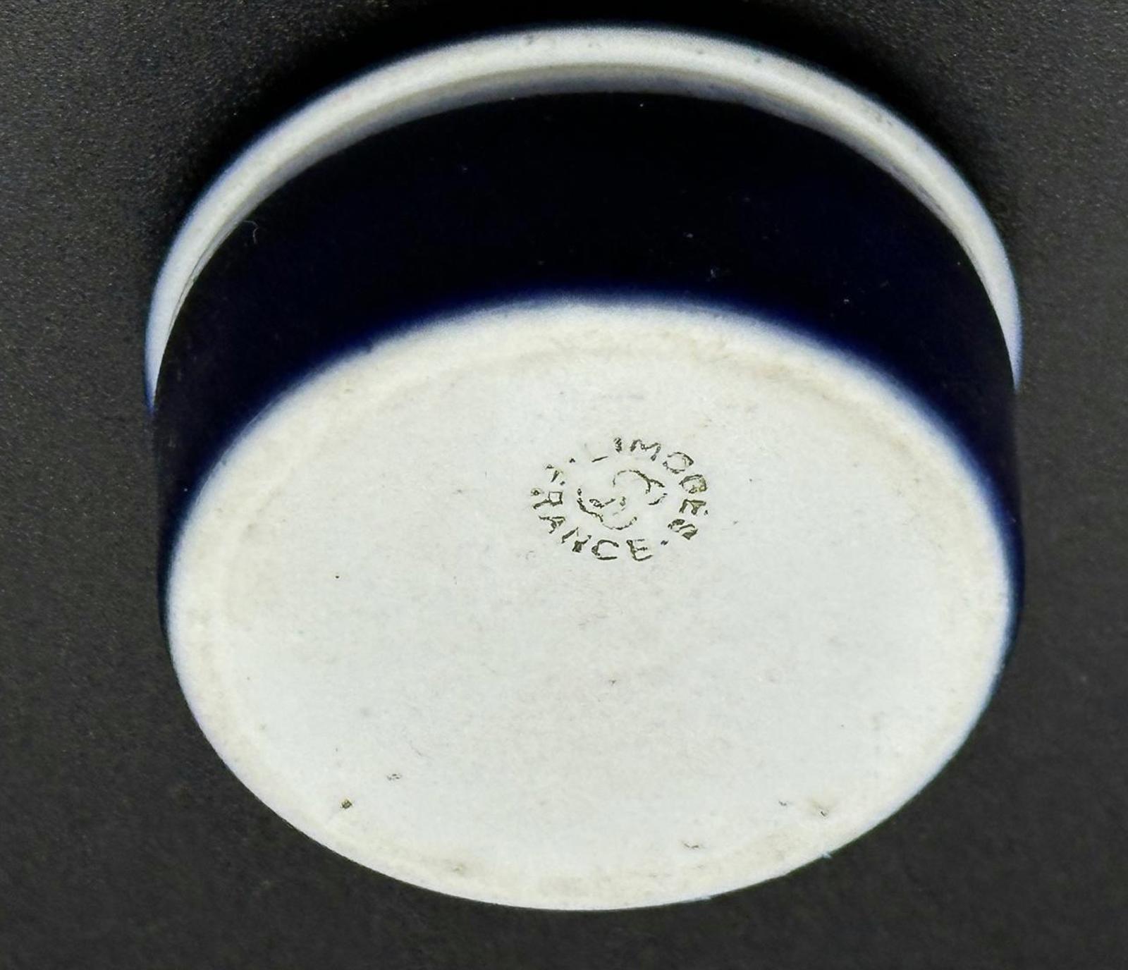 リモージュボックス フランス製 猫がクッションの上に乗ってる可愛い