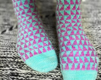 Woolly Socks - hand knitted socks - superwash wool - size women M, EU 38-39