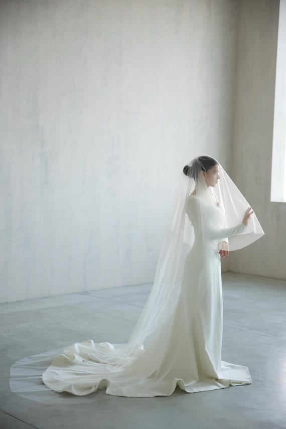 NWT Fingertip Wedding Veil w Blusher White Ivory il_1080xN.6041718952_pjhk.jpg main image 3