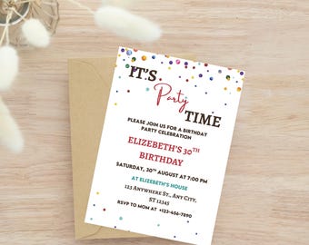 Pode incluir: Um convite branco para festa de aniversário com confetes coloridos e o texto "It's Party Time". O convite inclui detalhes para o 30º aniversário de Elizabeth, com data, hora e local. O convite está sobre uma superfície de madeira.