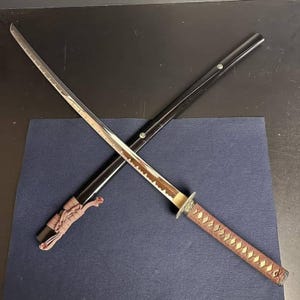 Handmade Samurai Katana: High Carbon Steel Blade, Black Lacquered Scabbard
