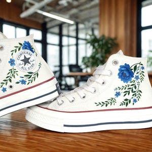 Wedding Shoes for Bride, Custom Converse Platform, Bridal flower embroidered sneakers, Embroidered Wedding Reception Shoes, Gift for Her