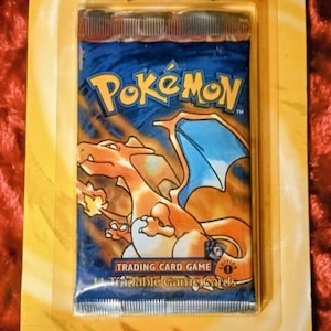 unopened pokemon cards 1999 Pokmon 1st/2nd Generation from 1999! Pack of 50 Guaranteed Holographics and first editions!! No more then 6 energy cards in each lot unless requesting more! Product ID: 792759981470 : Toys & Games with this extremely rare 1st Edition Base Set Booster Pack Value of unopened 1999 Pokmon