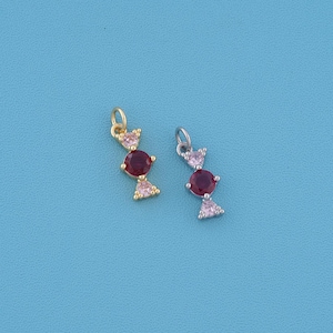 Ciondolo a forma di caramella in oro 18 carati, con zirconi rosso rubino e rosa, ciondolo dolce e grazioso per collana, accessori romantici per la creazione di gioielli di San Valentino per lei.