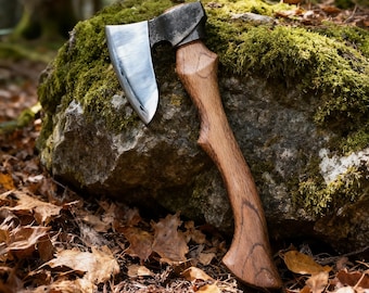 Hachas y hachuelas de camping: hacha de trinchar forjada de 35,5 cm con funda de cuero, hacha de supervivencia para cortar, acampar y bushcraft.