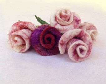 felted boutonniere -groom's rose- made to order