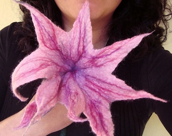 felted flower -pink-