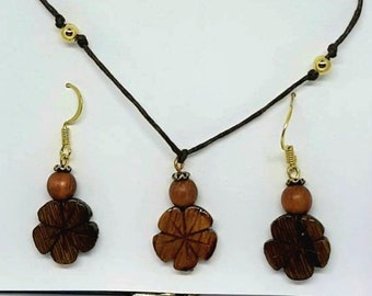 Plumeria Necklace and Earring Set, Plumeria Flower, Hawaiian Jewelry, Hawaiian Necklace, Hawaiian Earrings, Flower Earrings,  Flower Jewelry