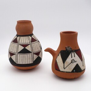 Vintage Chilean Folk Art Pottery Set, 2 Piece Diaguita Style Miniature Vases, Pre Columbian Revival