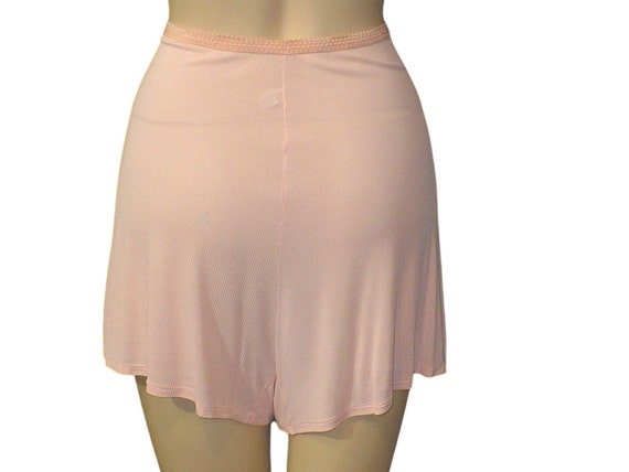 1940s Vintage Pretty Pink Tap Pants Panty GetLuck… - image 1