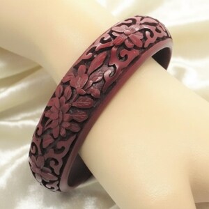 1970s Carved Cinnabar Bangle Bracelet
