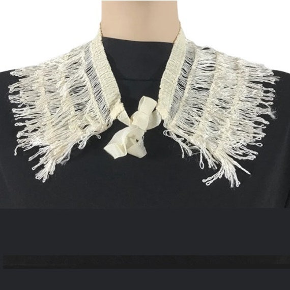 1930s Vintage Lace Collar White Silk Lace Shawl Co