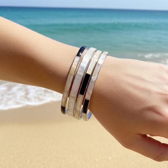 1980 Set of 4 Abalone Shell Bracelets Get Lucky V… - image 1