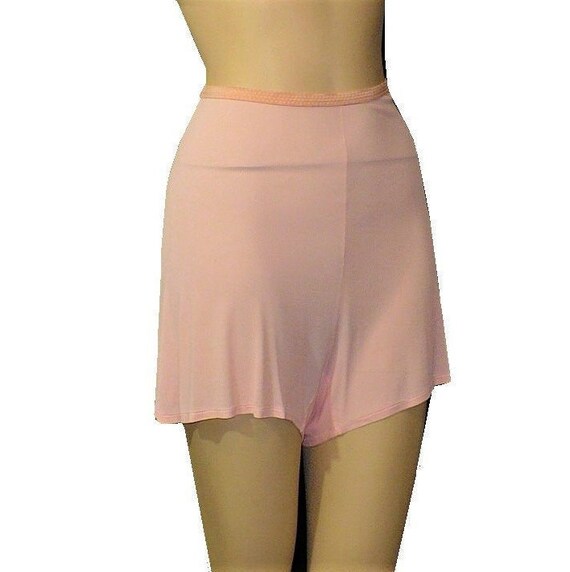 Wartime 1930's 1940's Vintage Panties Pink Tap Pan