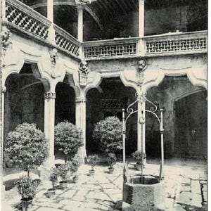 1909 House of Shells Courtyard Salamanca Spain Vintage Topographical Postcard Get Lucky Vintage Ephemera Deltiology Memorabilia