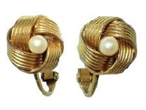 1960s Vintage Love Knot Pearl Earrings GetLuckyVi… - image 6