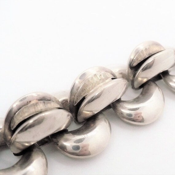 Bracelet Argent Massif Style Moderniste Des Années 60 - Vintage Et Élégant