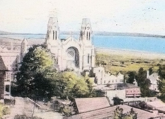1953 Quebec Canada Shrine of Sainte-Anne-de-Beaupré Vue Generale Vintage Postcard Posted