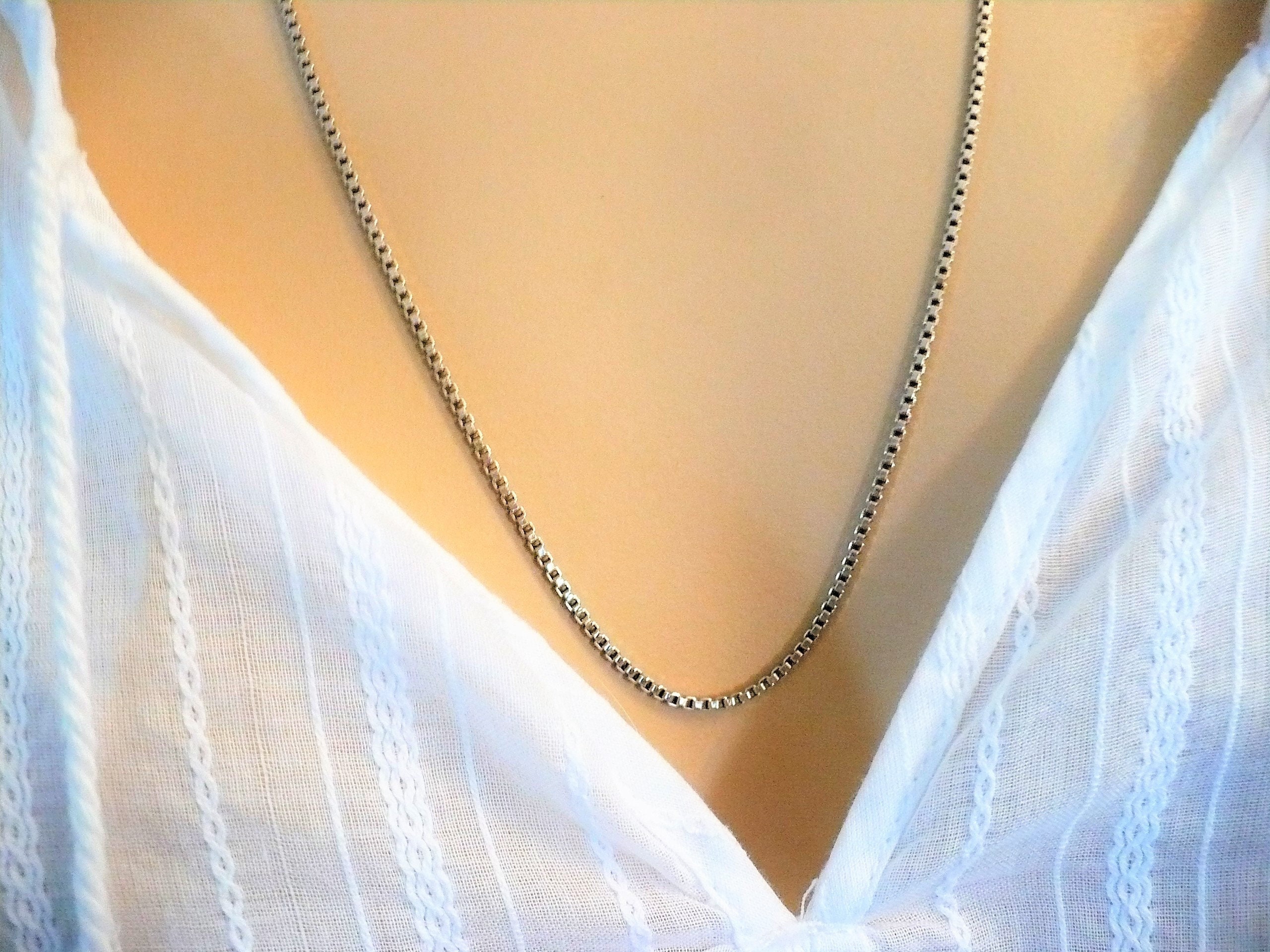 1.5 Mm Vintage Sterling Silver Box 
