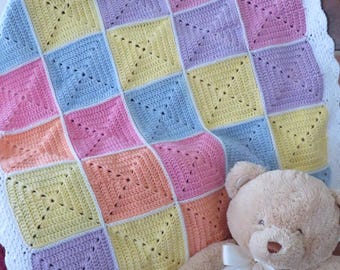 Beginner Crochet Granny Square Baby Blanket Pattern – Pastel Rainbow Yarn Delight