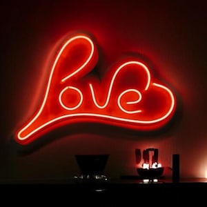 special design neon love text wall decor, love wall sign love neon sign, valentine&#39;s day souvenir, neon heart sign, bedroom decor, romantic
