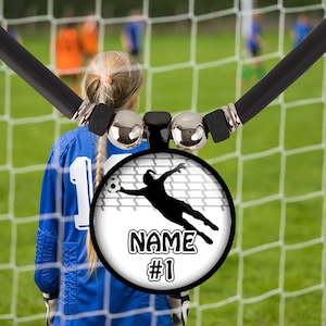 Mädchen Fußball Torhüter Name / Nummer Halskette • Team Geschenk • Trainer Geschenk • personalisierter Fußball • Fußball Anhänger • Schulmannschaft • Fußball Mutter Geschenk