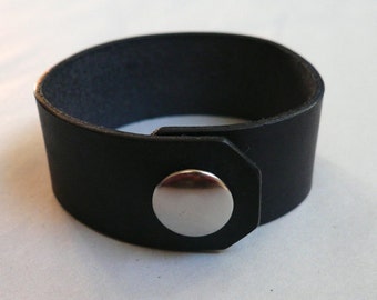 Leather Bracelet 01