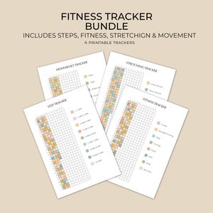 Op de afbeelding: Een bundel van vier afdrukbare fitnesstrackers. De trackers zijn voor stappen, fitness, stretching en beweging. Elke tracker is wit met een raster van gekleurde vakjes. De tekst op de afbeelding luidt "Fitness Tracker Bundle" en "4 Printable Trackers".