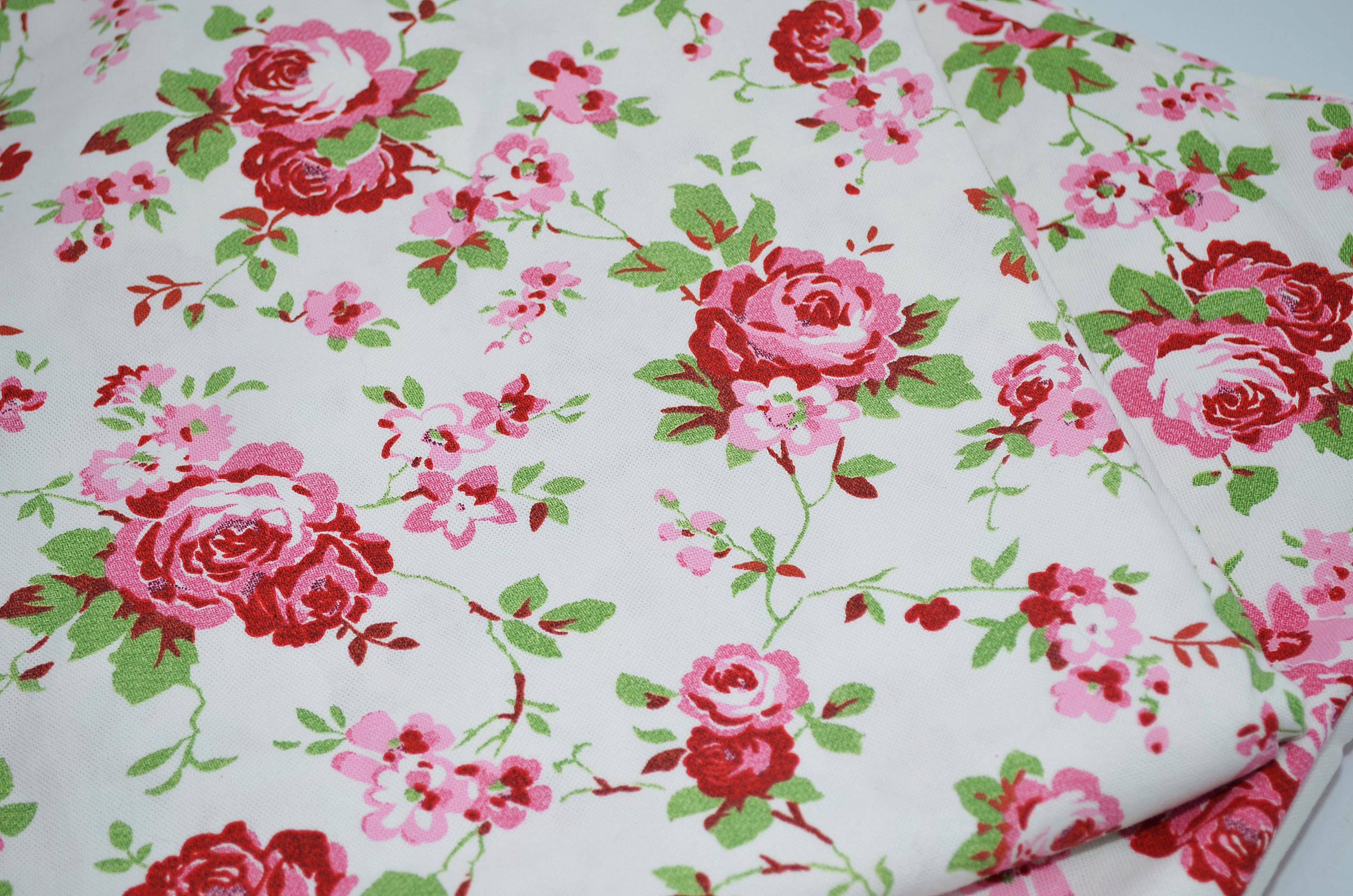 2 x IKEA ROSALI Vorhänge 145 x 300 cm Gardinen Rosali Ikea Rosali Stoff 145 x 300 cm , Rosali Ikea Gardinen Ikea Stoff mit Rosen Vorhänge