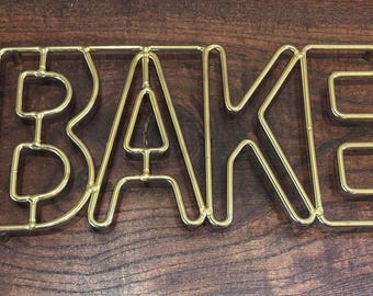 Martha Stewart BAKE Gold Tone Metal Trivet