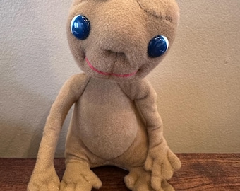 Vintage Rare 1982 Showtime E.T. the Extraterrestrial Plush Doll