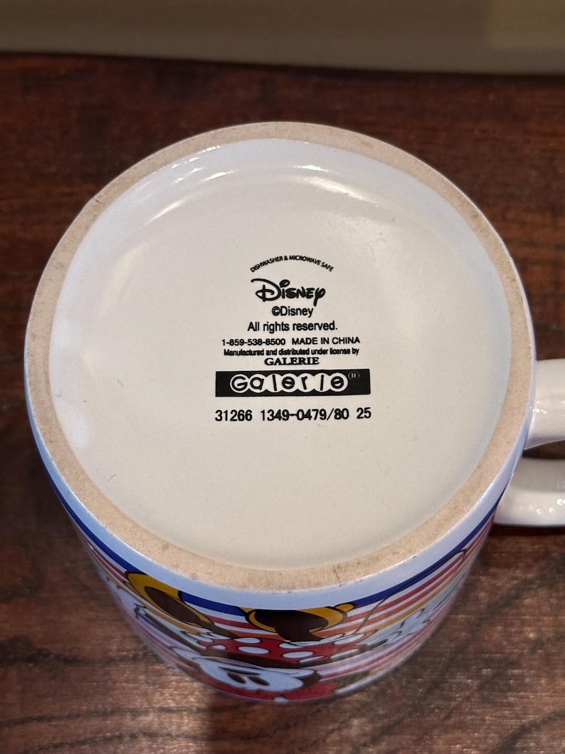 Disney Store Randig Mimmi Pigg Extra Stor Kaffemugg/Soppmugg bild 6