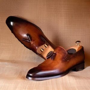 Handmade Men’s Brown Leather Slip-On Loafers – Premium Craftsmanship & Comfort